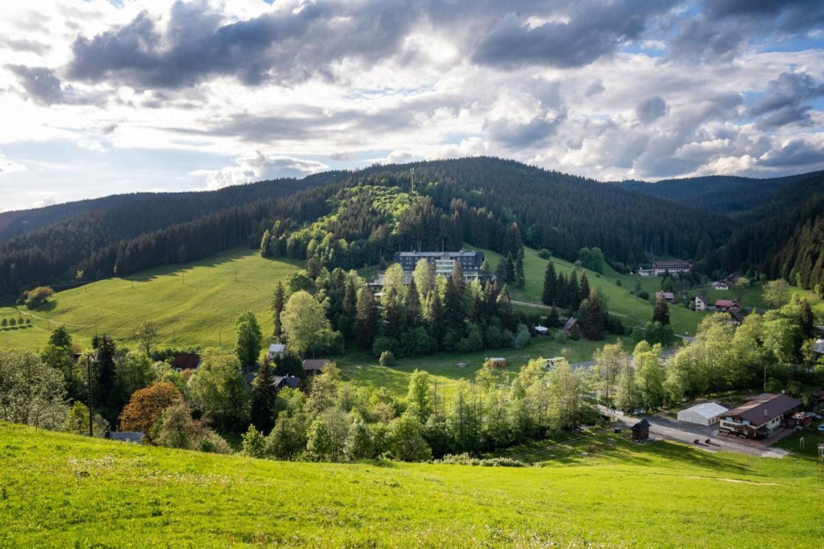 Spa Hotel Lanterna Вельке-Карловице Экстерьер фото